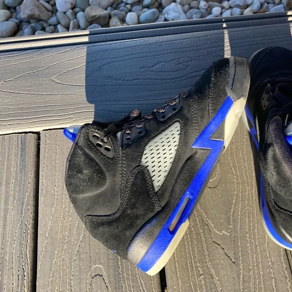 Jordan’s - Picture 8 of 12